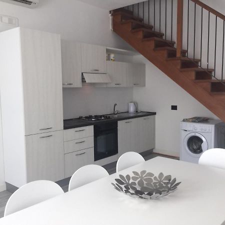 Апартаменты Peschieraview Duplex X7 Пескьера-дель-Гарда Экстерьер фото
